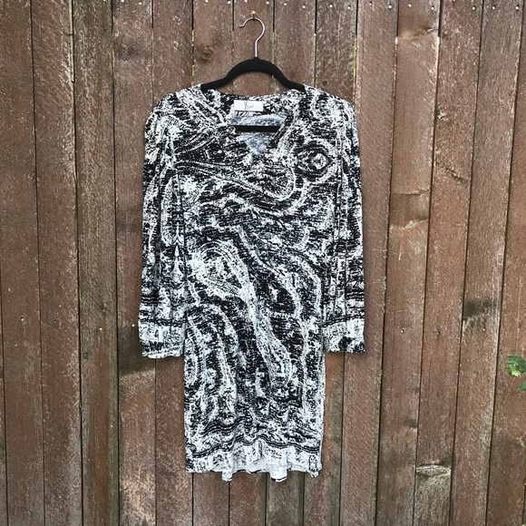 Yigal Azrouel Dresses & Skirts - Y Yigal sheath dress 1 black white chic date 4